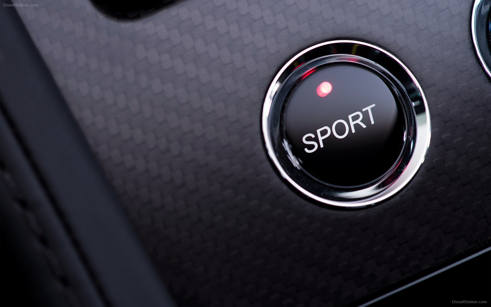 Aston Martin V12 Vantage S 2014